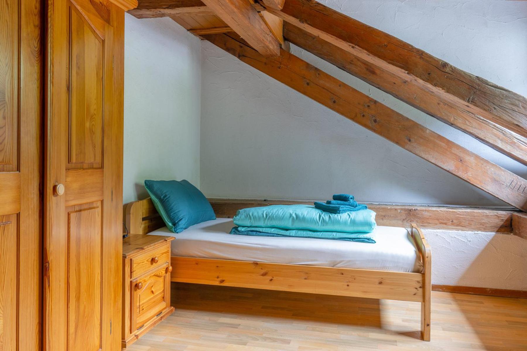 Chrona Bed & Breakfast Jenaz Δωμάτιο φωτογραφία
