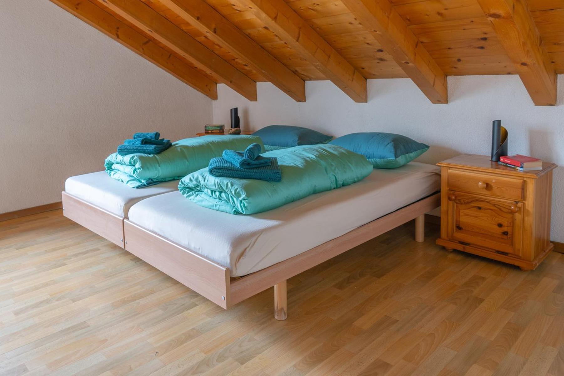 Chrona Bed & Breakfast Jenaz Δωμάτιο φωτογραφία