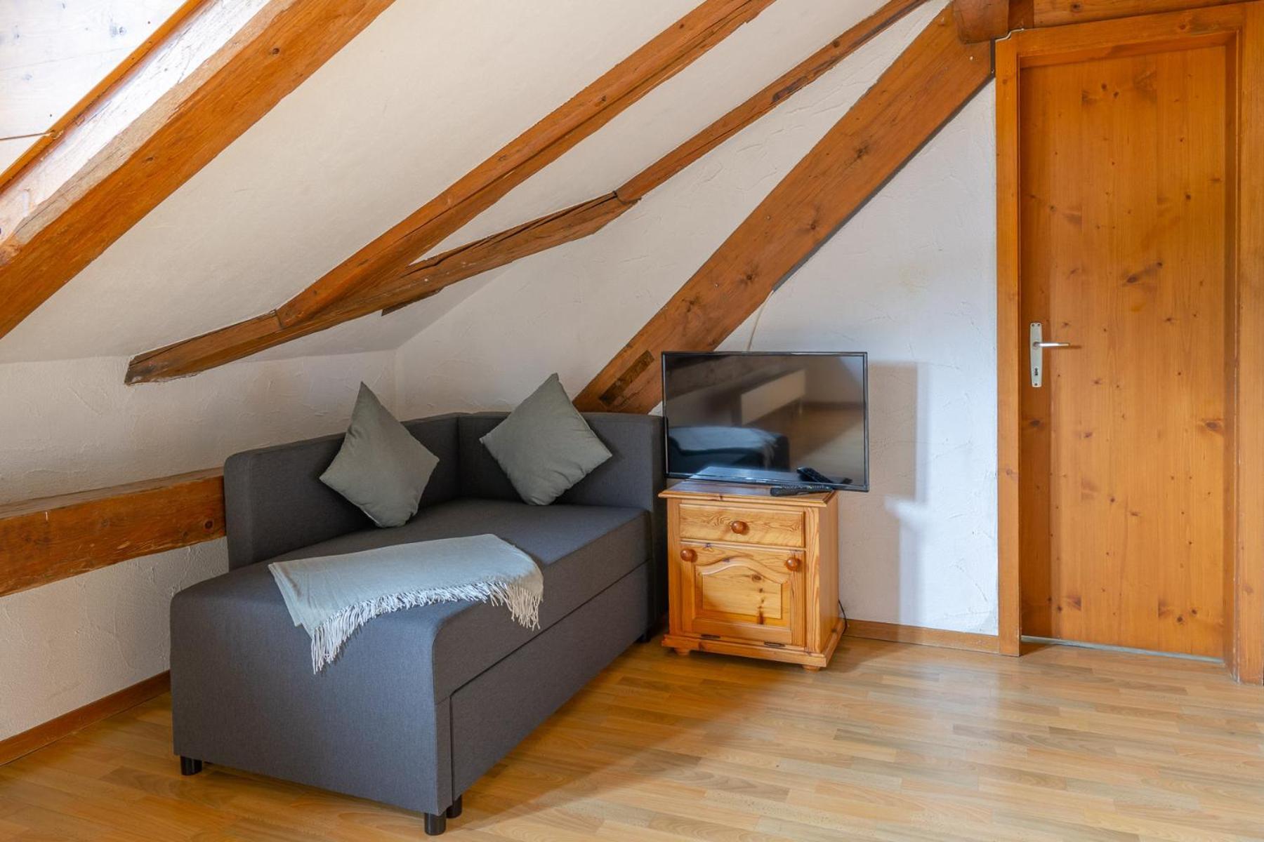 Chrona Bed & Breakfast Jenaz Δωμάτιο φωτογραφία